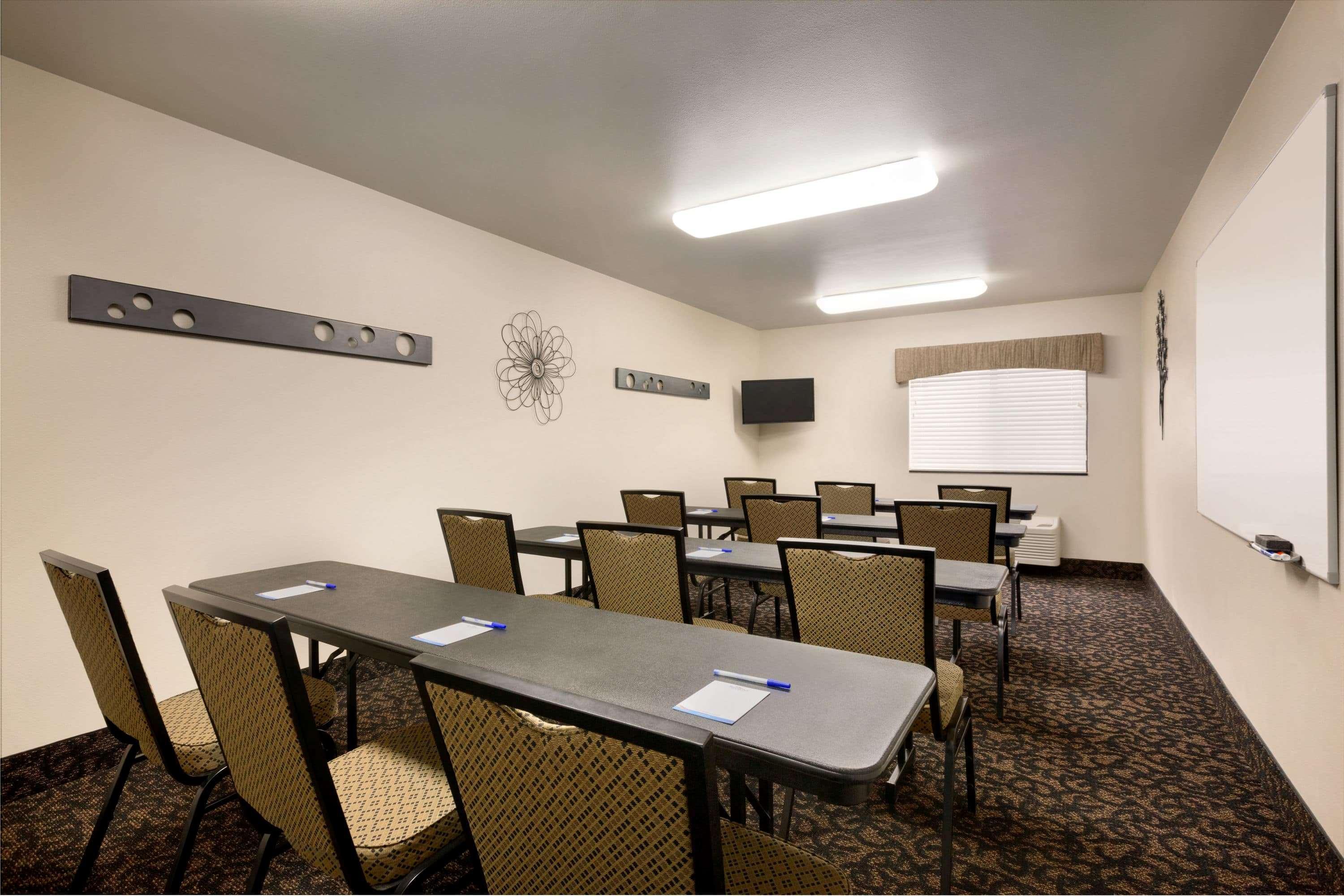 Hotel Baymont By Wyndham Glendive Extérieur photo